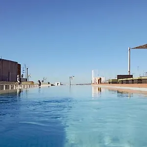 https://hotel-orangine.topbarcelonahotels.com