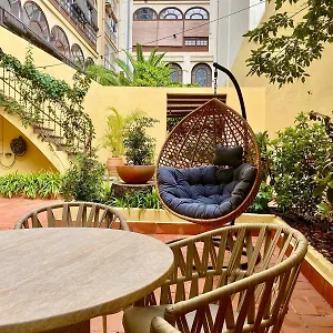 https://factory-gardens-hostel.catalonia-hotels.com